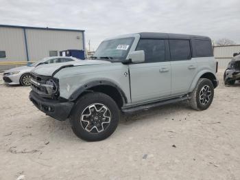  Salvage Ford Bronco