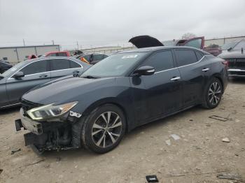  Salvage Nissan Maxima