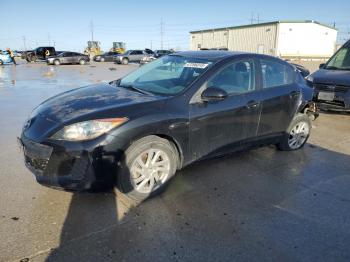  Salvage Mazda 3