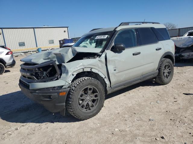  Salvage Ford Bronco