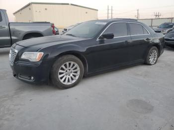  Salvage Chrysler 300