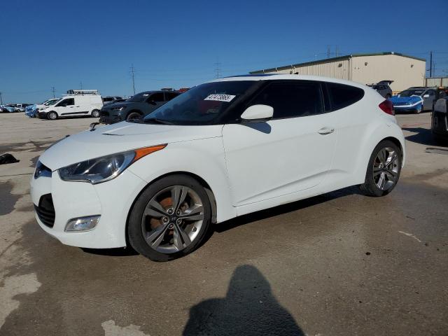  Salvage Hyundai VELOSTER