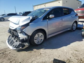  Salvage Nissan LEAF