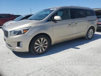  Salvage Kia Sedona