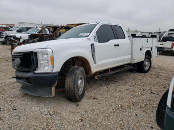  Salvage Ford F-350