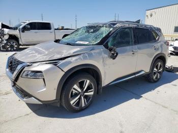  Salvage Nissan Rogue
