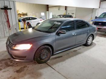  Salvage Volkswagen Passat