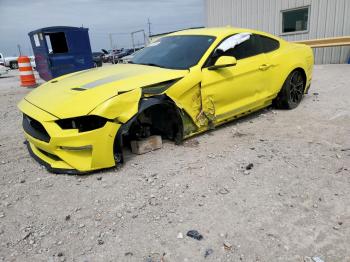  Salvage Ford Mustang