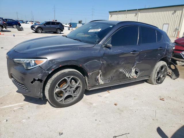  Salvage Alfa Romeo Stelvio