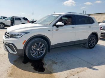  Salvage Volkswagen Tiguan
