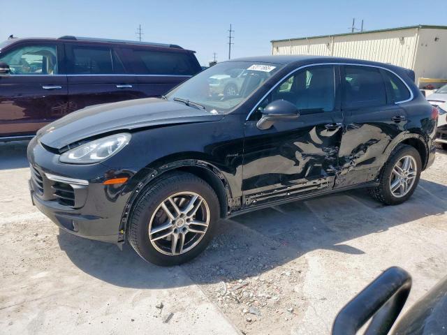  Salvage Porsche Cayenne