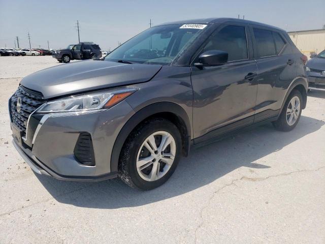  Salvage Nissan Kicks