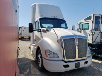  Salvage Kenworth T680