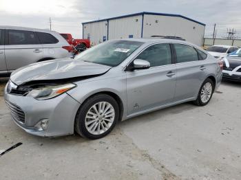  Salvage Toyota Avalon