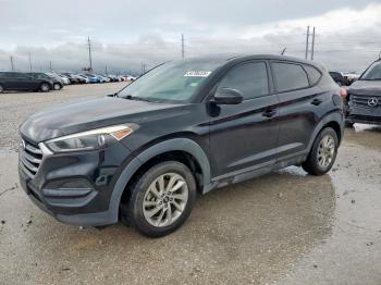  Salvage Hyundai TUCSON