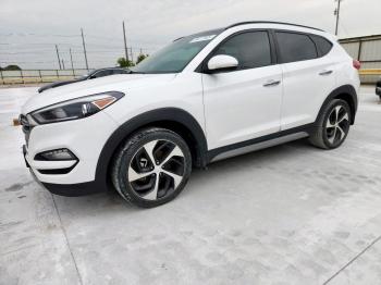  Salvage Hyundai TUCSON