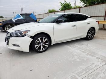  Salvage Nissan Maxima