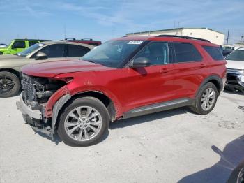  Salvage Ford Explorer
