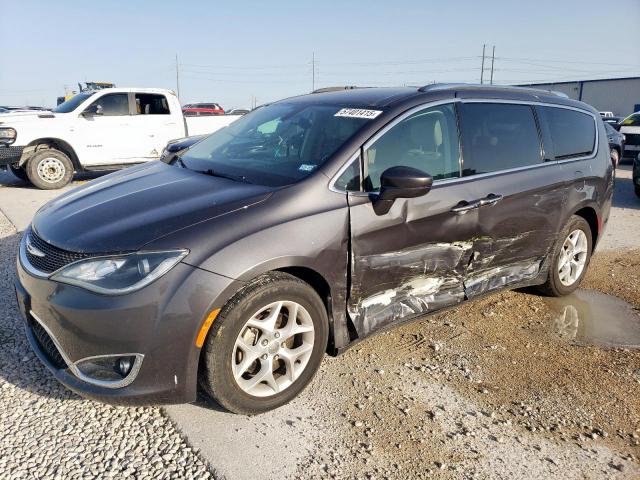  Salvage Chrysler Pacifica