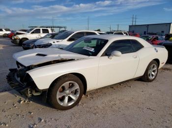  Salvage Dodge Challenger