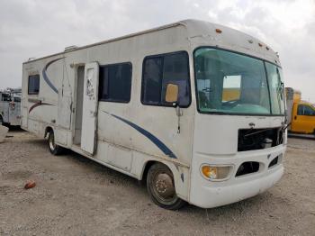  Salvage Workhorse Custom Cha Motorhome