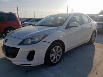  Salvage Mazda 3