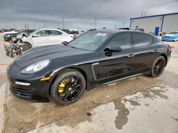  Salvage Porsche Panamera