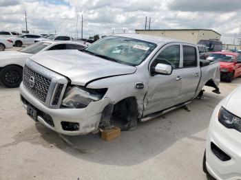  Salvage Nissan Titan