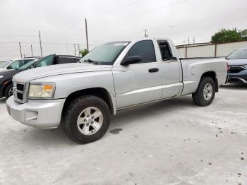  Salvage Dodge Dakota
