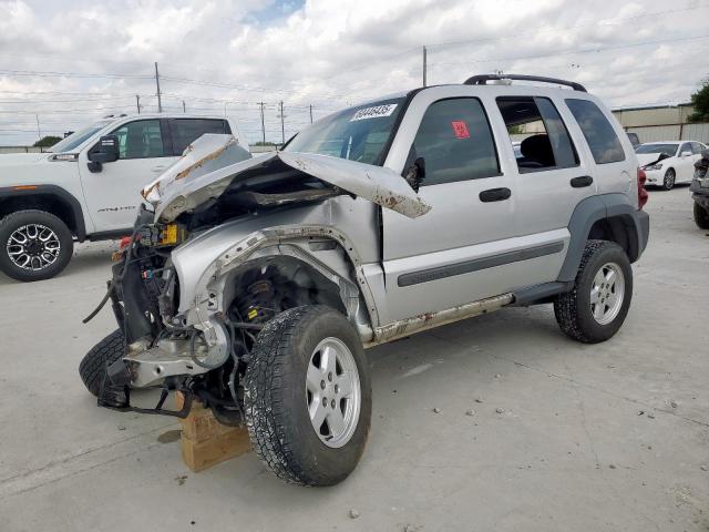  Salvage Jeep Liberty