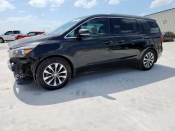  Salvage Kia Sedona