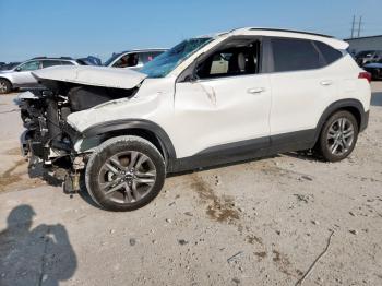  Salvage Kia Seltos