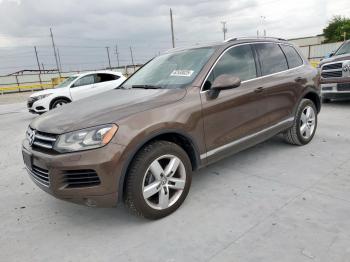  Salvage Volkswagen Touareg