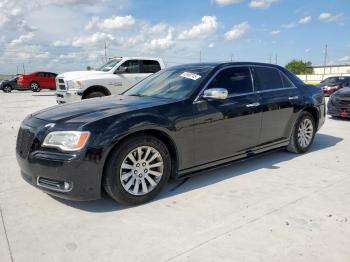  Salvage Chrysler 300