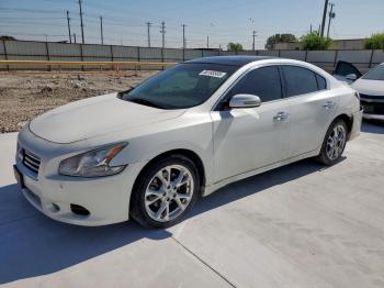  Salvage Nissan Maxima