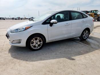  Salvage Ford Fiesta