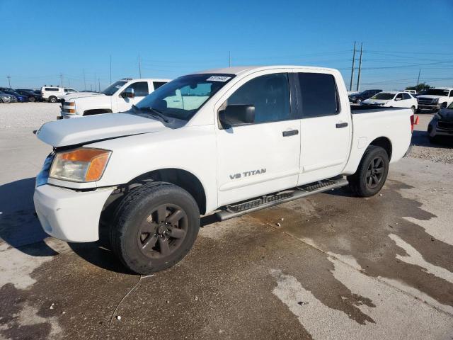  Salvage Nissan Titan