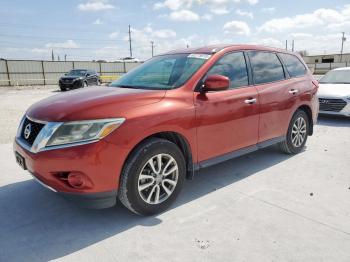  Salvage Nissan Pathfinder