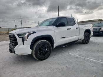 Salvage Toyota Tundra