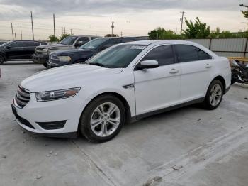  Salvage Ford Taurus