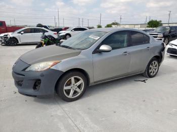  Salvage Mazda 3
