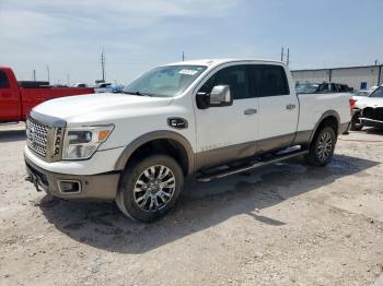  Salvage Nissan Titan