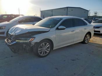  Salvage Volkswagen Passat