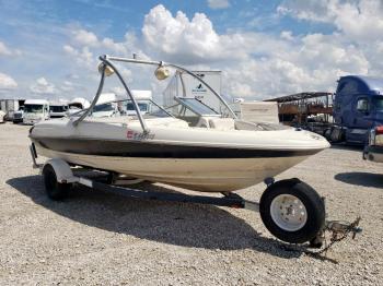  Salvage Bayliner Capri