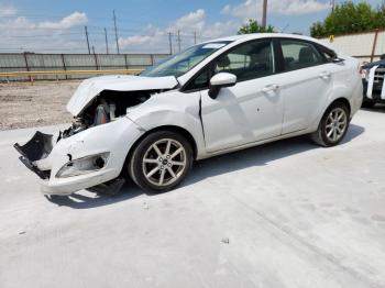  Salvage Ford Fiesta