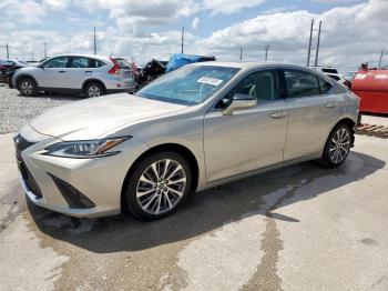 Salvage Lexus Es