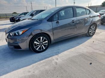  Salvage Nissan Versa