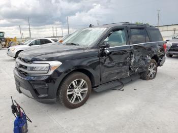  Salvage Ford Expedition