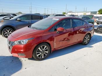  Salvage Nissan Versa