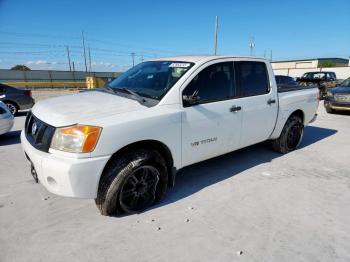  Salvage Nissan Titan